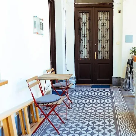 Akacfa - Spacious Centre Apartment Budapest